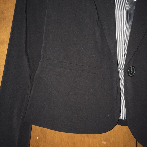 blazer - Picture 3 of 7